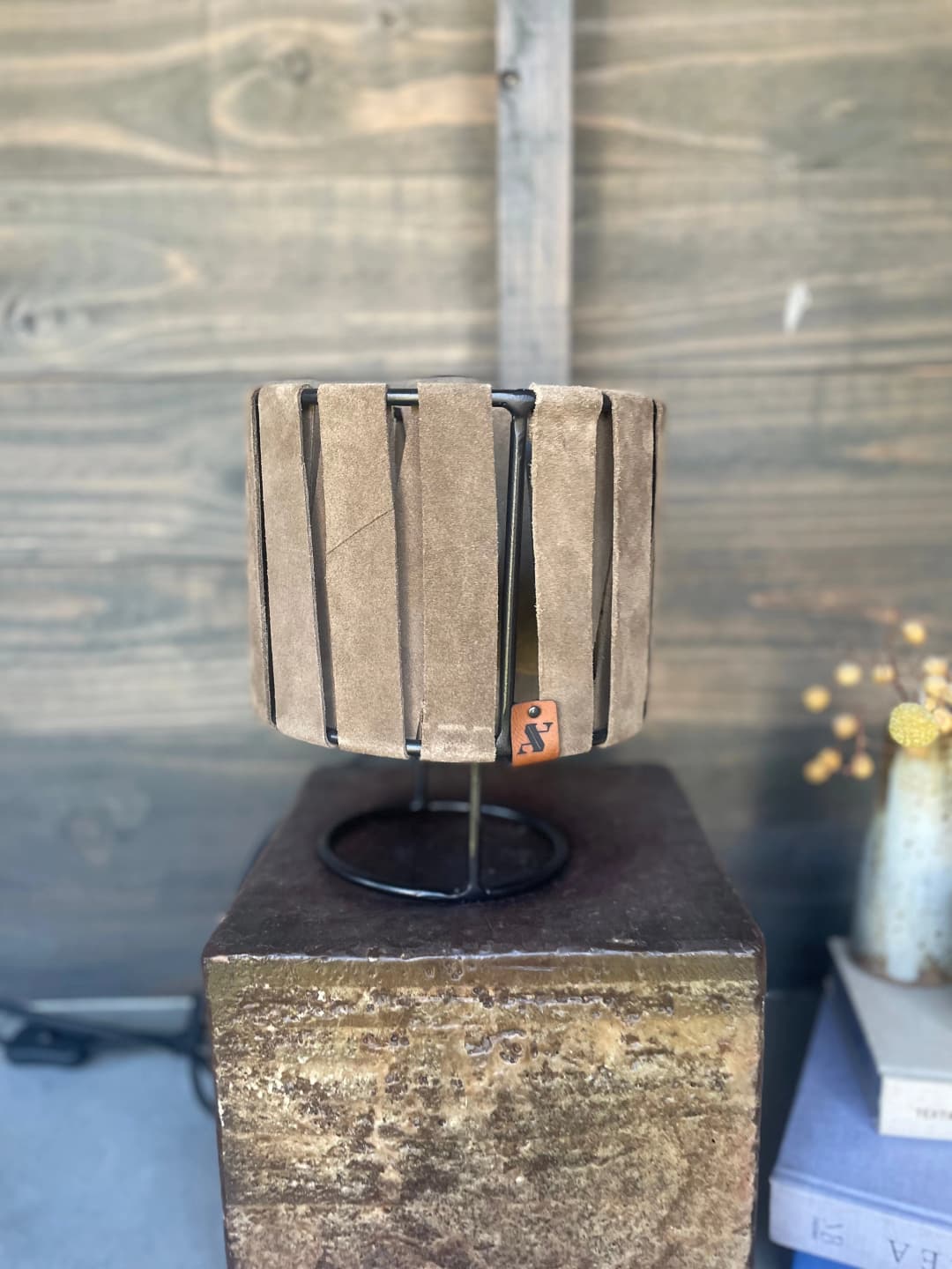 Lámpara de mesa Karibu Taupe