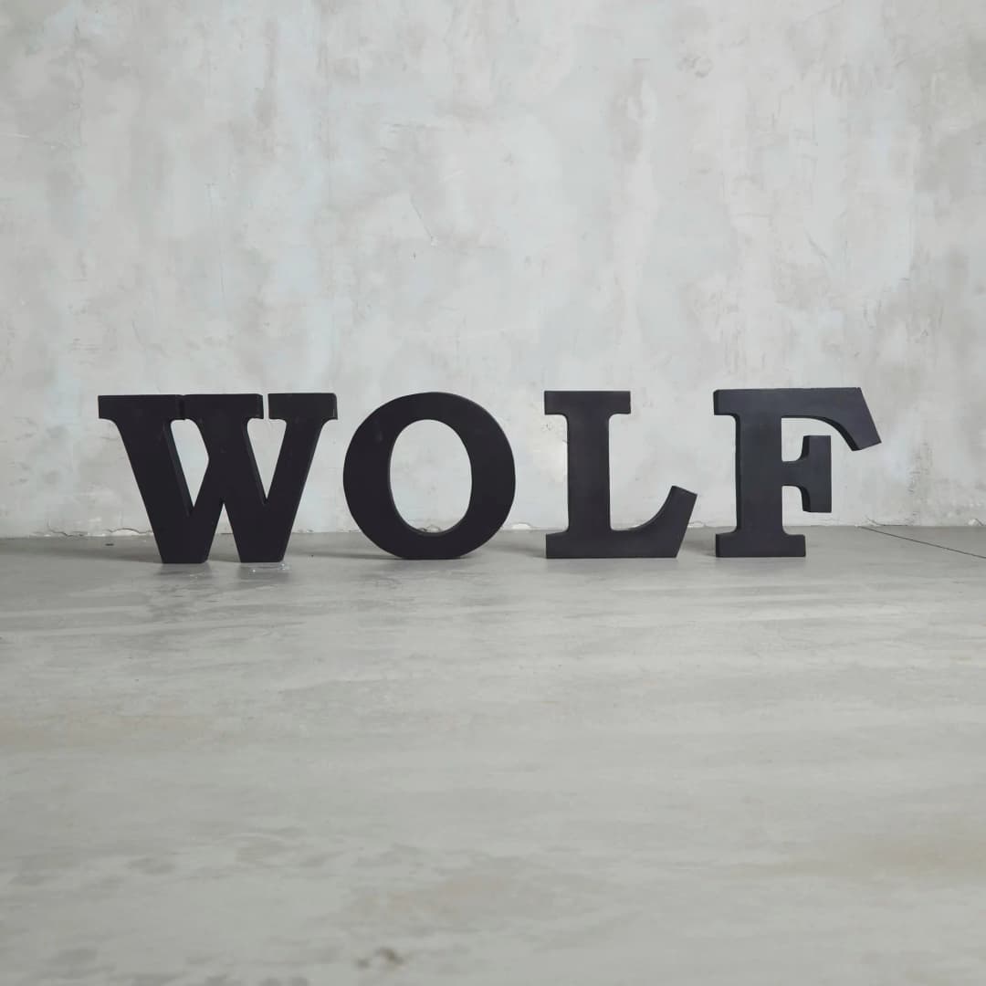 Letras Metal Wolf
