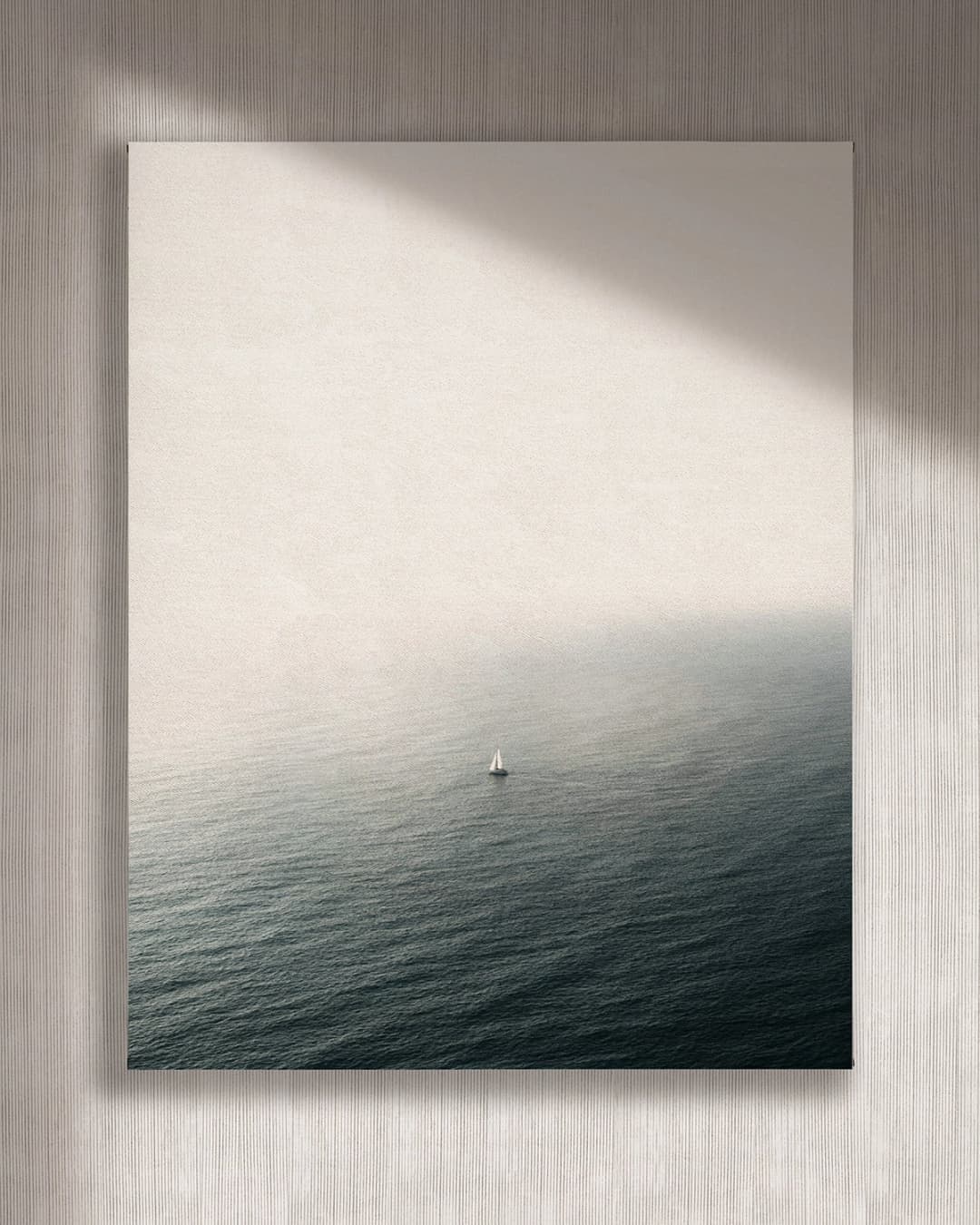 Cuadro Oceano vertical - 70x90 cm / Lona tensada con bastidor + marco de madera negro
